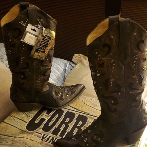 Women's cowboy boots - Picture 2 of 4